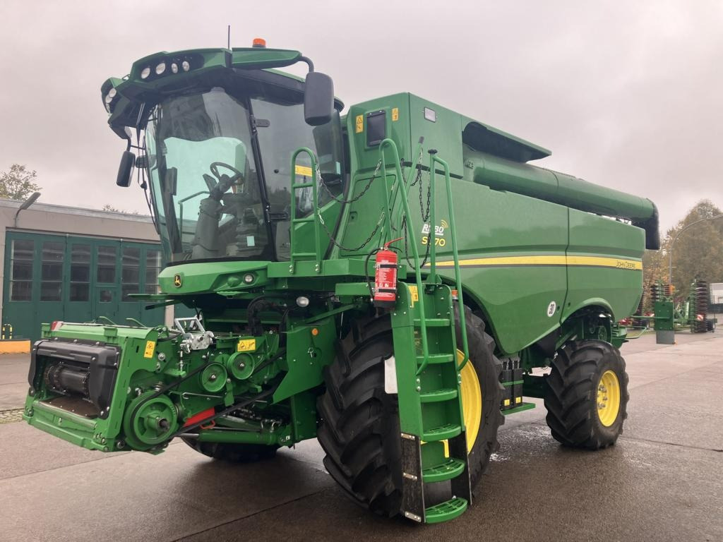 John Deere S770-MÄHDRESCHER MY2023 - Θεριζοαλωνιστική μηχανή: φωτογραφία 1 John Deere S770-MÄHDRESCHER MY2023 - Θεριζοαλωνιστική μηχανή: φωτογραφία 1