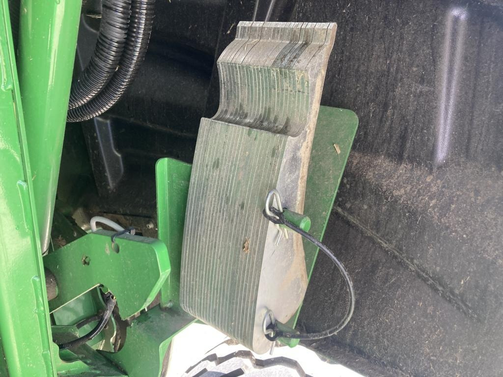 John Deere V461M - PAKET FÜR RUNDBALLENPR - Μηχάνημα περιτύλιξης: φωτογραφία 3 John Deere V461M - PAKET FÜR RUNDBALLENPR - Μηχάνημα περιτύλιξης: φωτογραφία 3