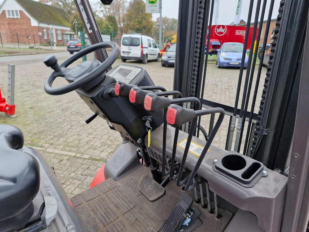 Manitou ME 420 - Περονοφόρο όχημα: φωτογραφία 5 Manitou ME 420 - Περονοφόρο όχημα: φωτογραφία 5