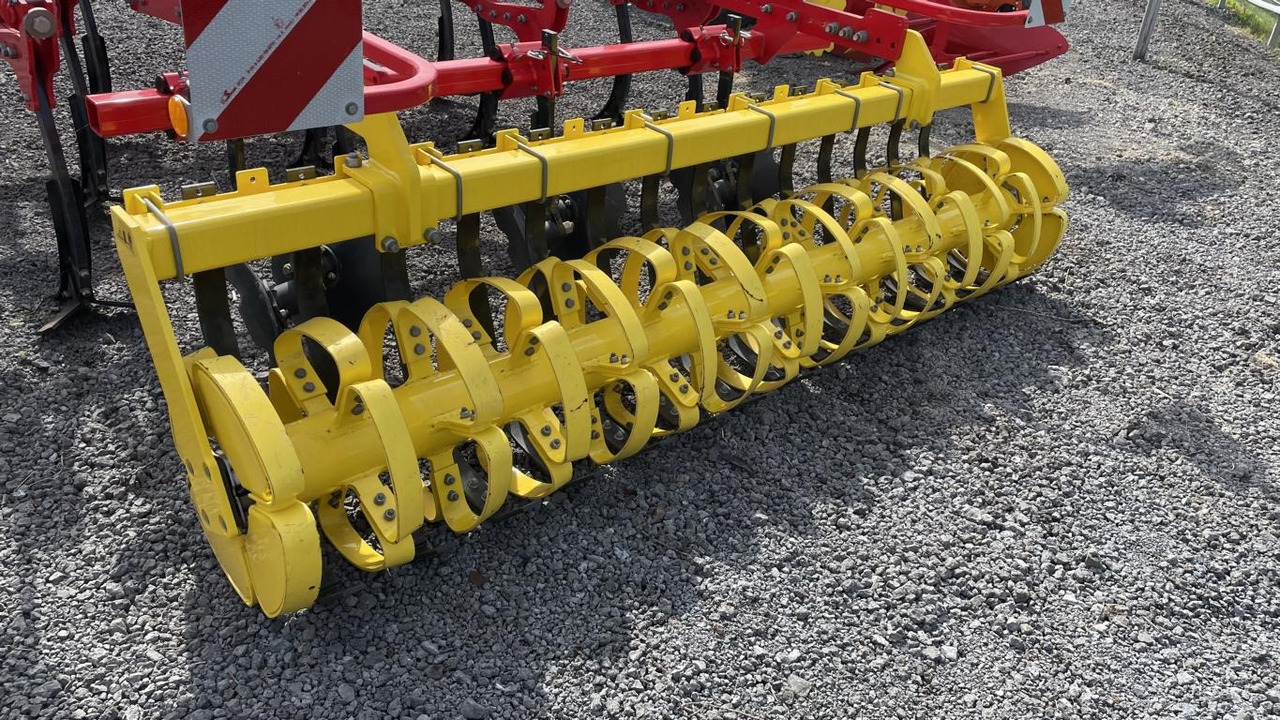 Pöttinger SYNKRO 3030 NOVA - Καλλιεργητής: φωτογραφία 4 Pöttinger SYNKRO 3030 NOVA - Καλλιεργητής: φωτογραφία 4