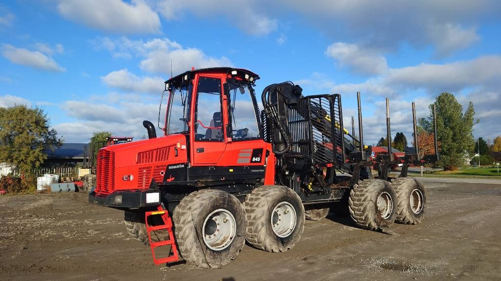 Komatsu 845 - Λαστιχοφόρα προωθητικo - forwarder: φωτογραφία 1 Komatsu 845 - Λαστιχοφόρα προωθητικo - forwarder: φωτογραφία 1