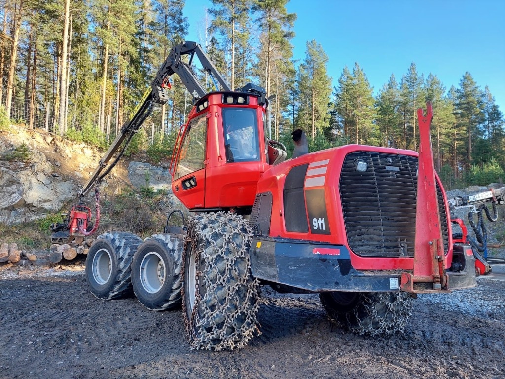 Komatsu 911 - Συλλεκτική μηχανή - forest harvester: φωτογραφία 5 Komatsu 911 - Συλλεκτική μηχανή - forest harvester: φωτογραφία 5