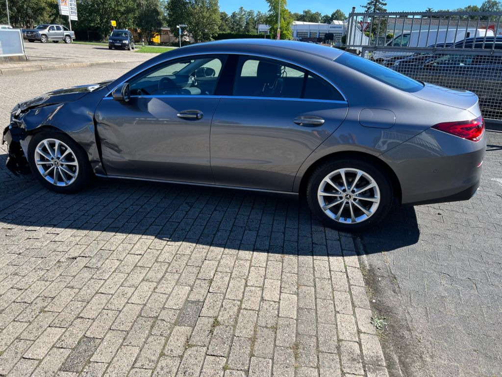 Mercedes-Benz CLA 180 4.500 KM NAVI-LED - Grosse Bildschirm - Αυτοκίνητο: φωτογραφία 2 Mercedes-Benz CLA 180 4.500 KM NAVI-LED - Grosse Bildschirm - Αυτοκίνητο: φωτογραφία 2