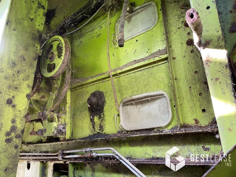 Θεριζοαλωνιστική μηχανή Claas DOMINATOR 86: φωτογραφία 24