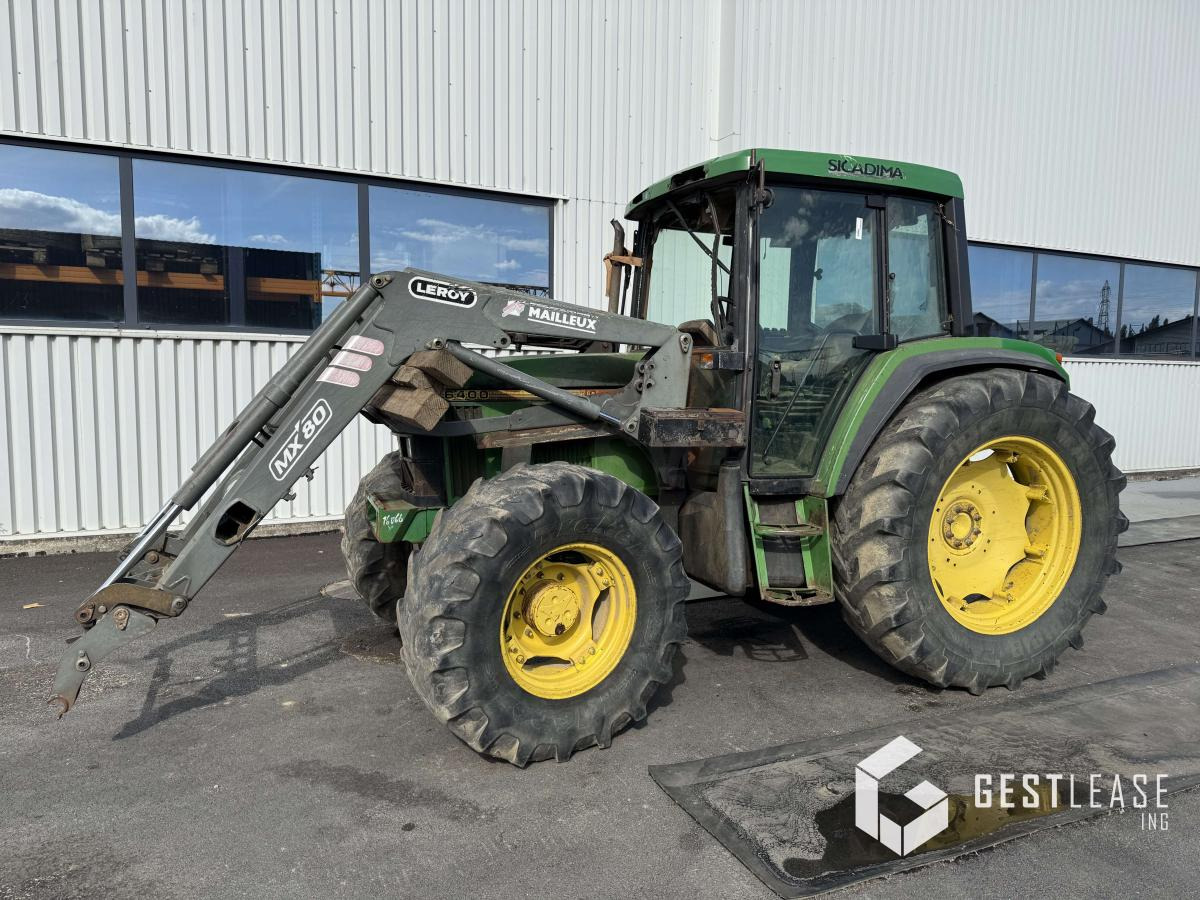 John Deere 6400 4RM - Τρακτέρ: φωτογραφία 1 John Deere 6400 4RM - Τρακτέρ: φωτογραφία 1