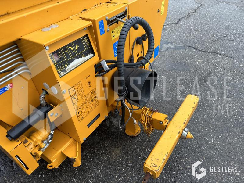 Lucas G Castor G 45 - Αχυροκοπτικό: φωτογραφία 5 Lucas G Castor G 45 - Αχυροκοπτικό: φωτογραφία 5