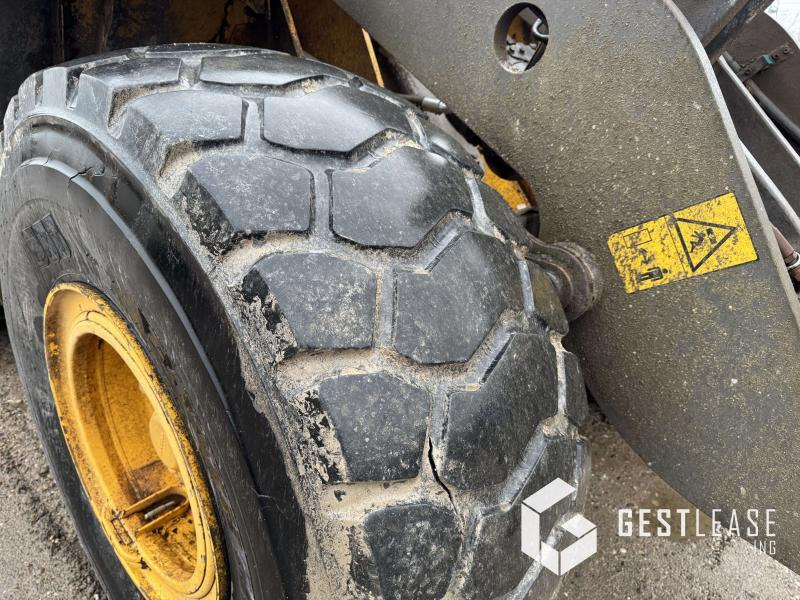Volvo L 120 F - Ελαστιχοφόρος φορτωτής: φωτογραφία 5 Volvo L 120 F - Ελαστιχοφόρος φορτωτής: φωτογραφία 5
