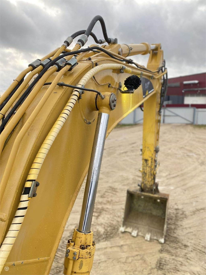 Ερπυστριοφόρος εκσκαφέας CAT 318 CL: φωτογραφία 23