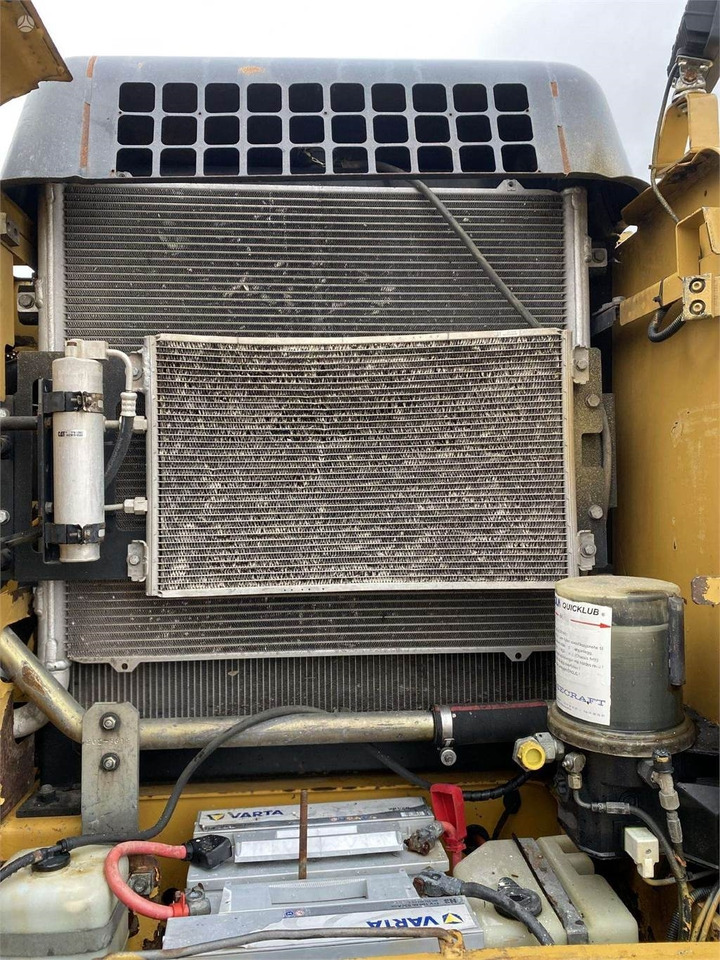 Ερπυστριοφόρος εκσκαφέας CAT 318 CL: φωτογραφία 11