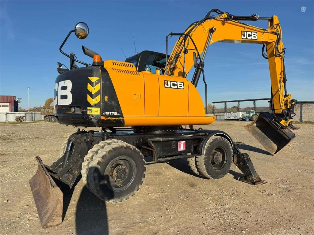 JCB JS 175 W T4i ENGCON + GRAPPLE - Τροχοφόρος εκσκαφέας: φωτογραφία 4 JCB JS 175 W T4i ENGCON + GRAPPLE - Τροχοφόρος εκσκαφέας: φωτογραφία 4
