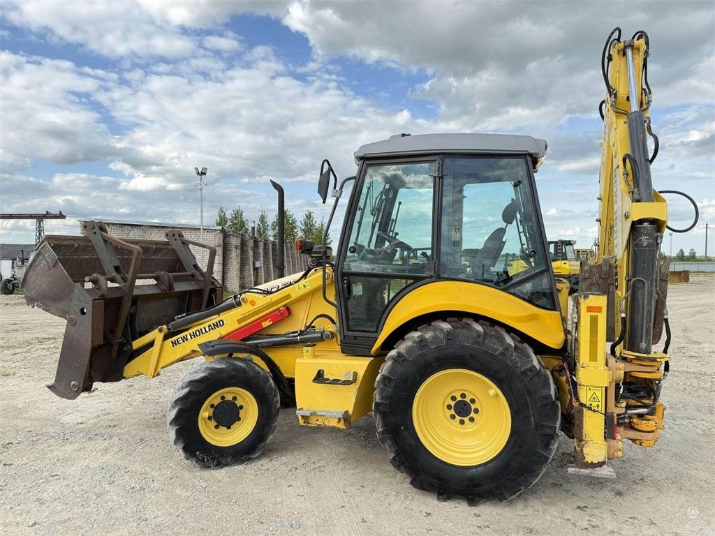 New Holland LB 110 B-4PT - Φορτωτής εκσκαφέας: φωτογραφία 4 New Holland LB 110 B-4PT - Φορτωτής εκσκαφέας: φωτογραφία 4