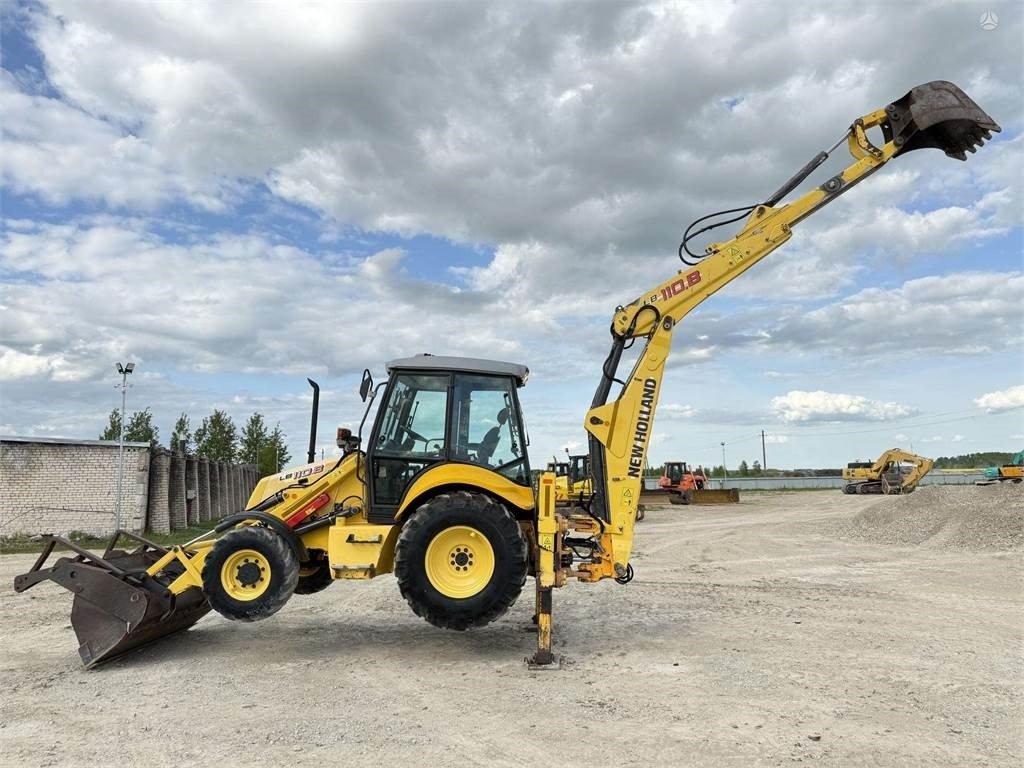 New Holland LB 110 B-4PT - Φορτωτής εκσκαφέας: φωτογραφία 3 New Holland LB 110 B-4PT - Φορτωτής εκσκαφέας: φωτογραφία 3