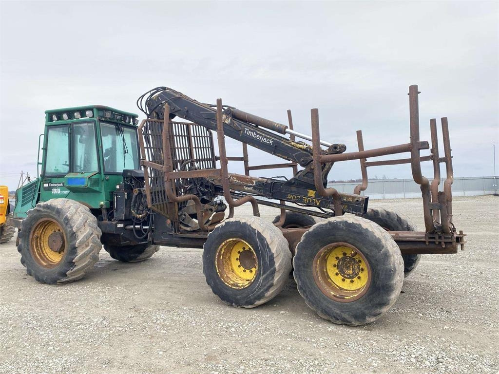 Timberjack 1010 DALIMIS FOR SPARE PARTS - Λαστιχοφόρα προωθητικo - forwarder: φωτογραφία 4 Timberjack 1010 DALIMIS FOR SPARE PARTS - Λαστιχοφόρα προωθητικo - forwarder: φωτογραφία 4