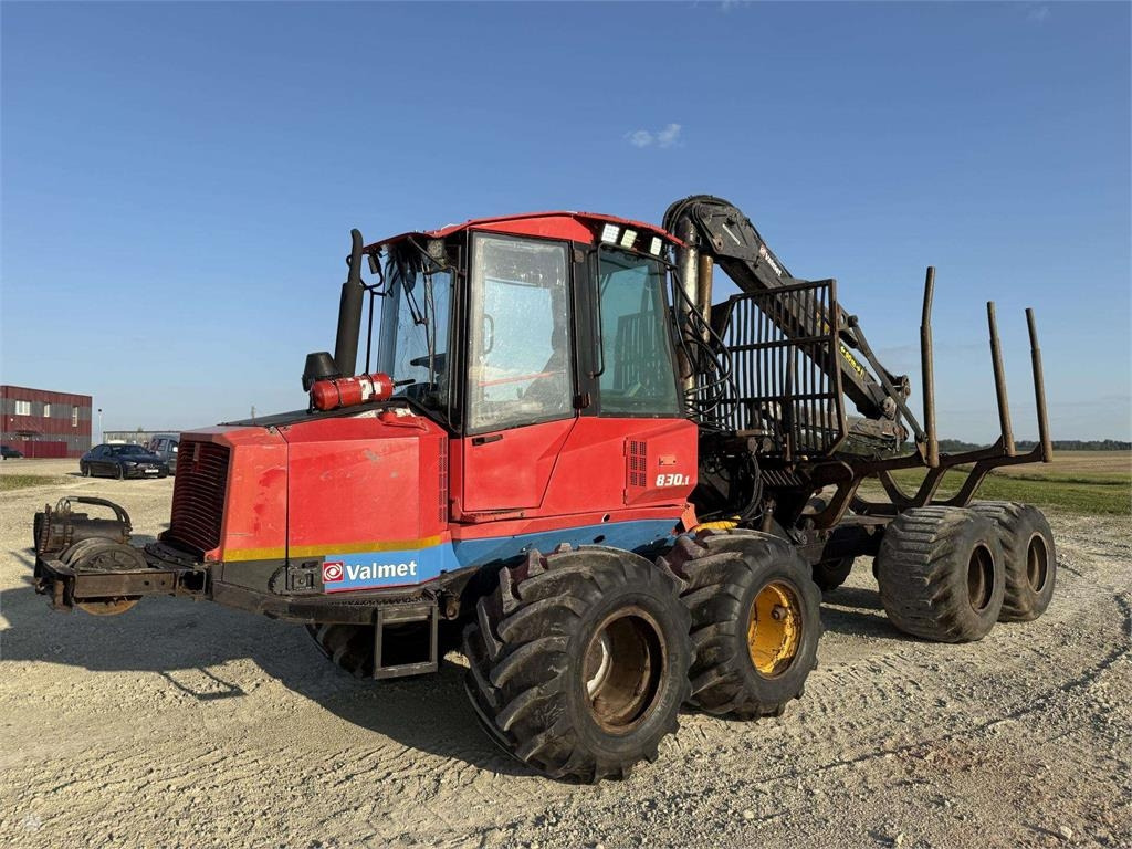 Valmet 830.1 - Λαστιχοφόρα προωθητικo - forwarder: φωτογραφία 4 Valmet 830.1 - Λαστιχοφόρα προωθητικo - forwarder: φωτογραφία 4