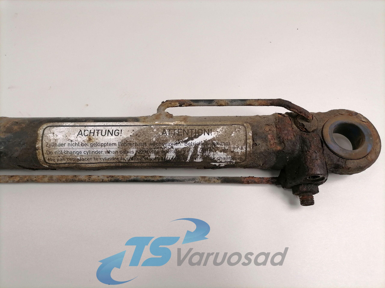 MAN Cab tilting cylinder 81417236124 - Ανάρτηση καμπίνας για Φορτηγό: φωτογραφία 3 MAN Cab tilting cylinder 81417236124 - Ανάρτηση καμπίνας για Φορτηγό: φωτογραφία 3