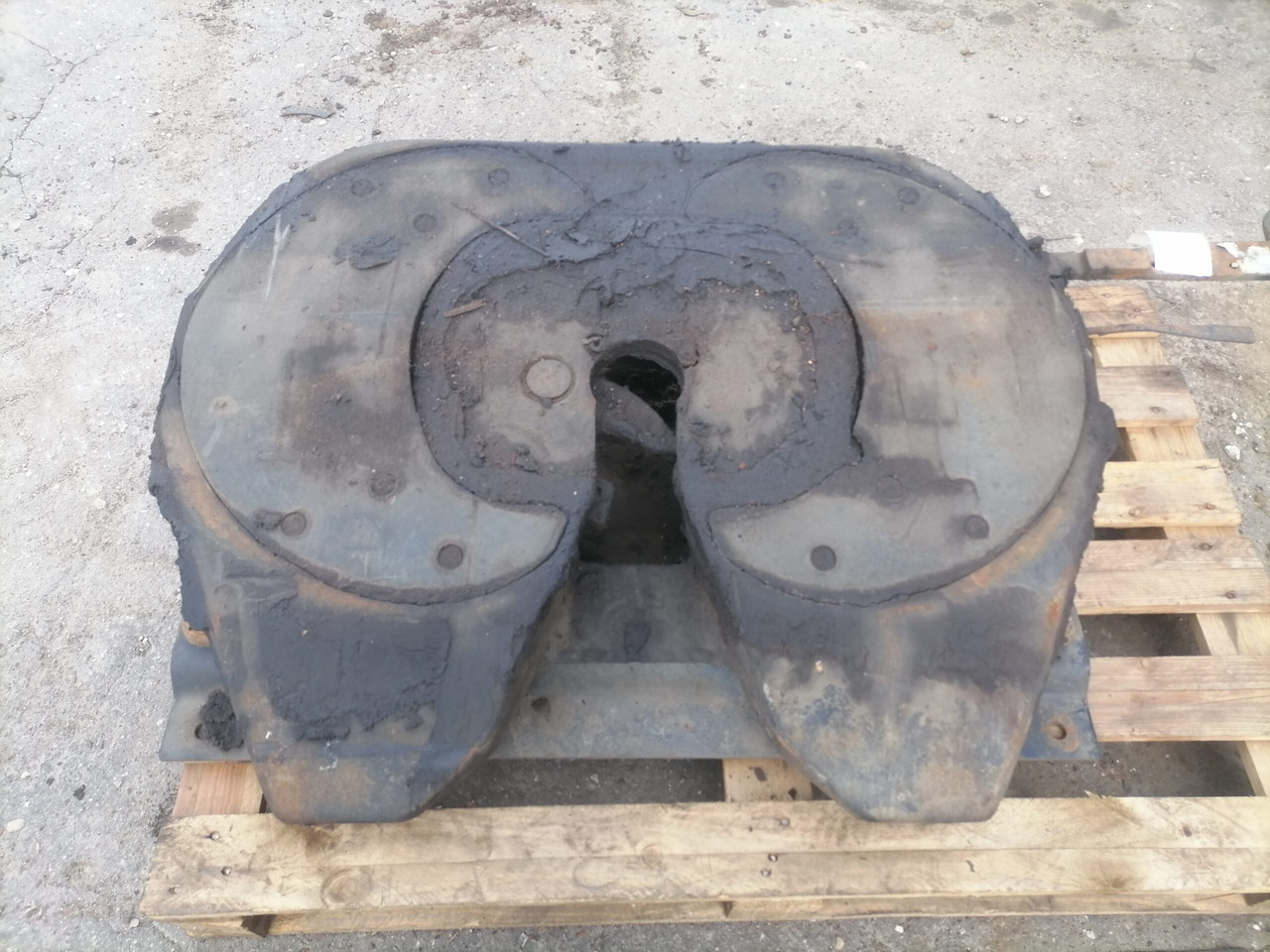 MAN Fifht wheel 662131013 - Πέμπτος τροχός για Φορτηγό: φωτογραφία 3 MAN Fifht wheel 662131013 - Πέμπτος τροχός για Φορτηγό: φωτογραφία 3