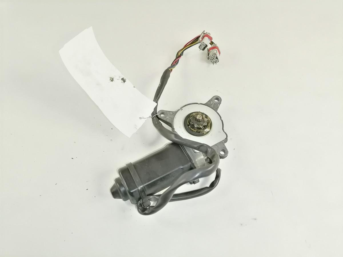 MAN Glass lift 81286016126 - Παράθυρο και ανταλλακτικά για Φορτηγό: φωτογραφία 2 MAN Glass lift 81286016126 - Παράθυρο και ανταλλακτικά για Φορτηγό: φωτογραφία 2