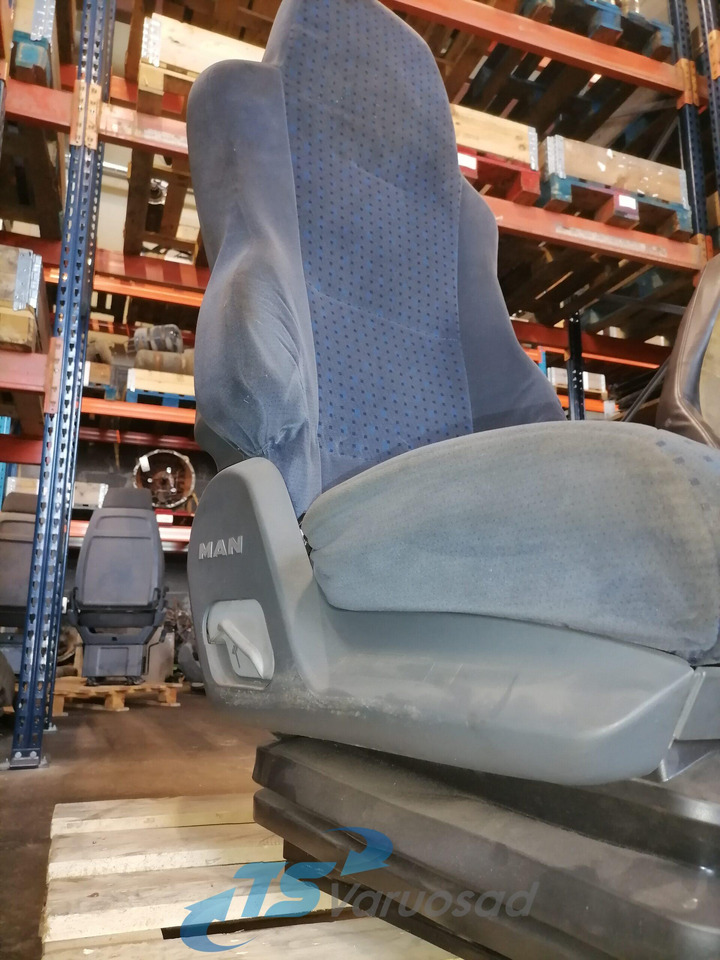 MAN Passenger seat - Kάθισμα για Φορτηγό: φωτογραφία 5 MAN Passenger seat - Kάθισμα για Φορτηγό: φωτογραφία 5