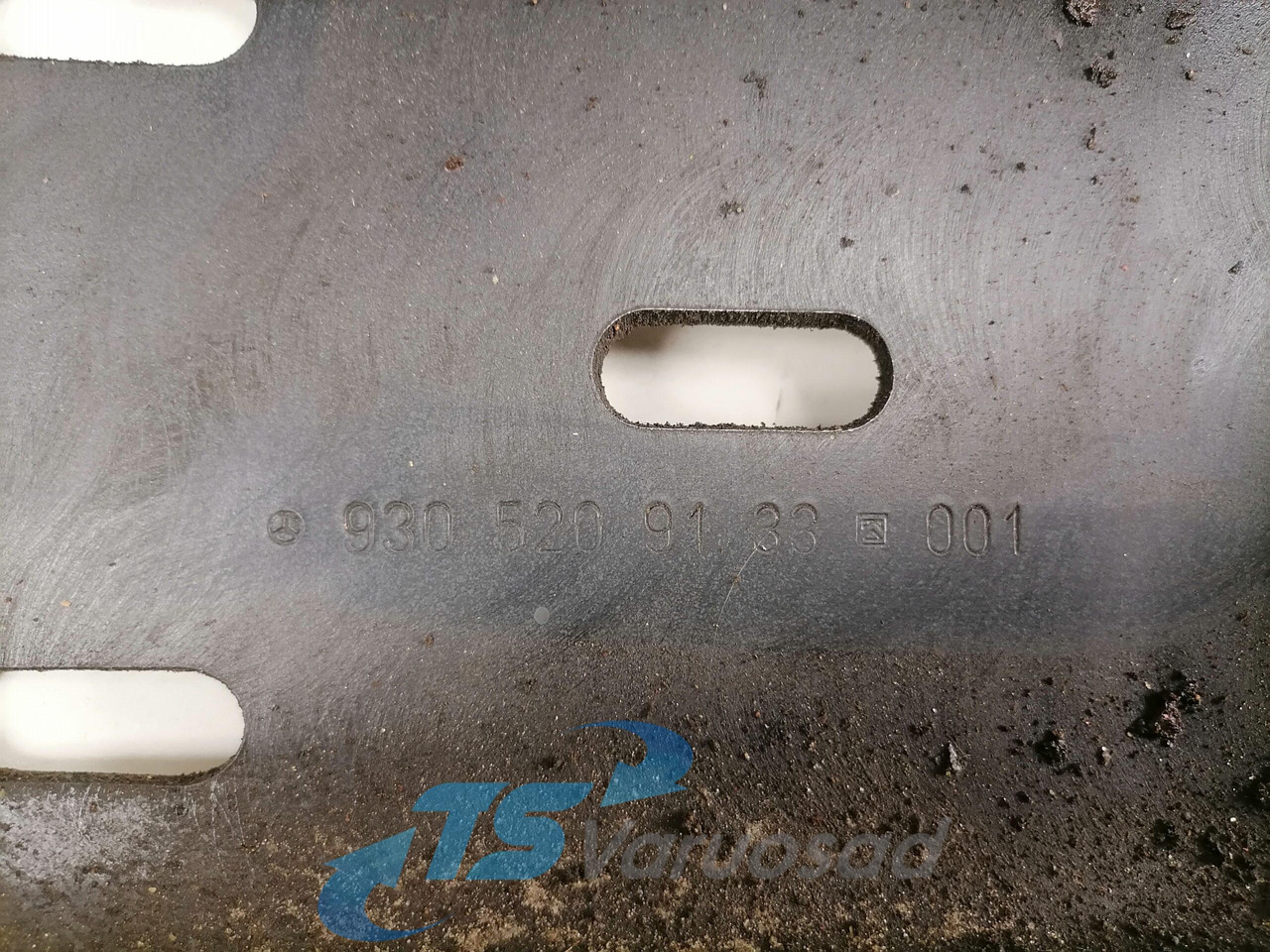 Mercedes-Benz Astmelaua kandur 9305209133 - Σκαλοπάτι για Φορτηγό: φωτογραφία 3 Mercedes-Benz Astmelaua kandur 9305209133 - Σκαλοπάτι για Φορτηγό: φωτογραφία 3