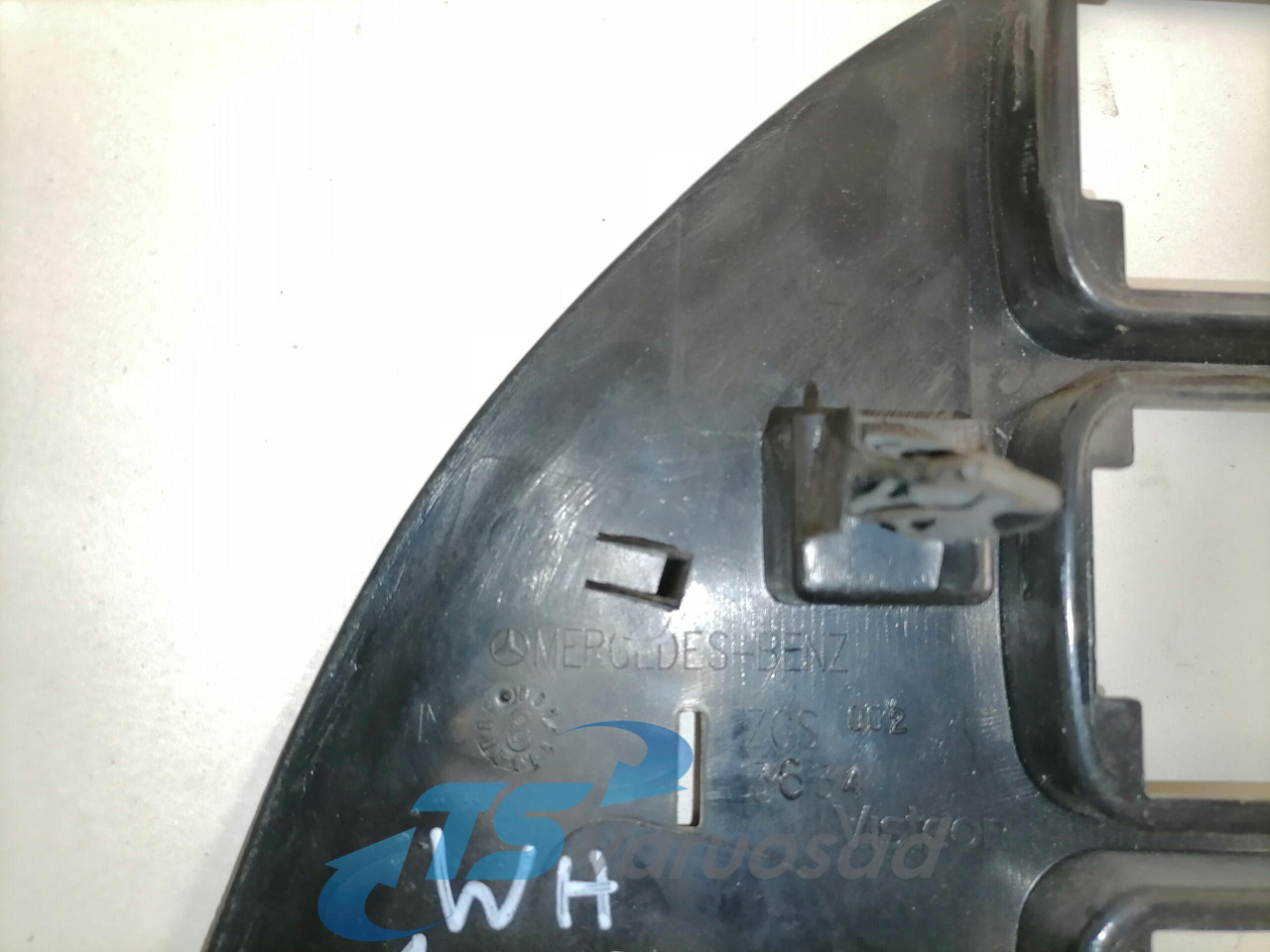 Mercedes-Benz Dashboard cover A9436800607 - Ταμπλό αυτοκινήτου για Φορτηγό: φωτογραφία 5 Mercedes-Benz Dashboard cover A9436800607 - Ταμπλό αυτοκινήτου για Φορτηγό: φωτογραφία 5