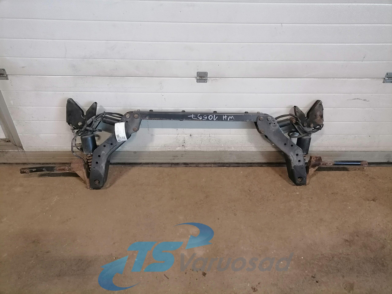 Mercedes-Benz Kabiini kandur, tagumine A9303103358 - Ανάρτηση καμπίνας για Φορτηγό: φωτογραφία 2 Mercedes-Benz Kabiini kandur, tagumine A9303103358 - Ανάρτηση καμπίνας για Φορτηγό: φωτογραφία 2