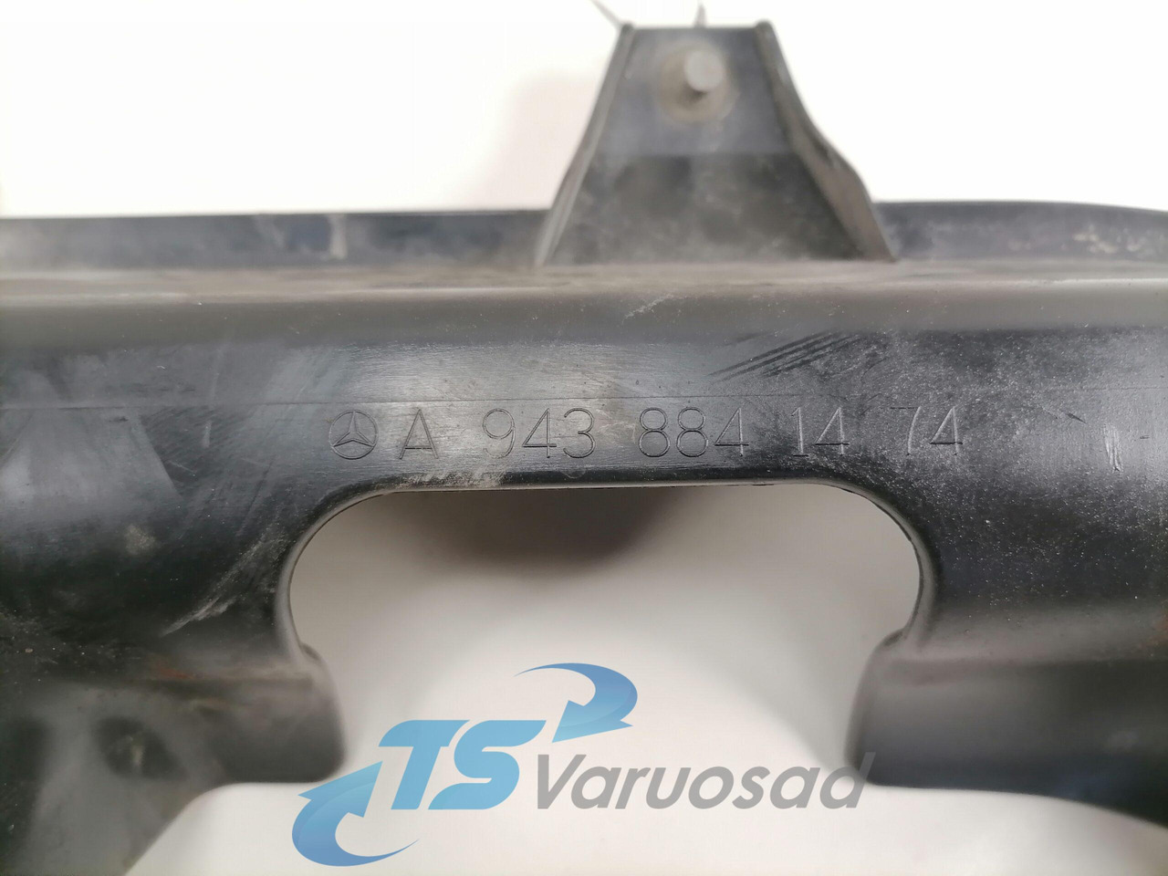 Mercedes-Benz Plastikdetail A9438841474 - Αεροδυναμική/ Αεροτομή για Φορτηγό: φωτογραφία 2 Mercedes-Benz Plastikdetail A9438841474 - Αεροδυναμική/ Αεροτομή για Φορτηγό: φωτογραφία 2