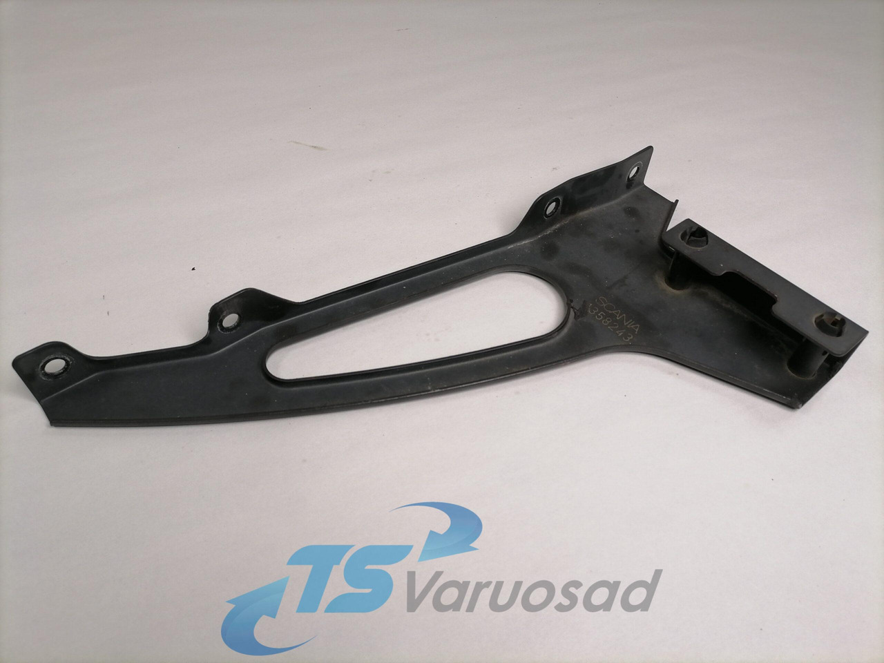 Scania Air deflector bracket 1358243 - Αεροδυναμική/ Αεροτομή για Φορτηγό: φωτογραφία 2 Scania Air deflector bracket 1358243 - Αεροδυναμική/ Αεροτομή για Φορτηγό: φωτογραφία 2