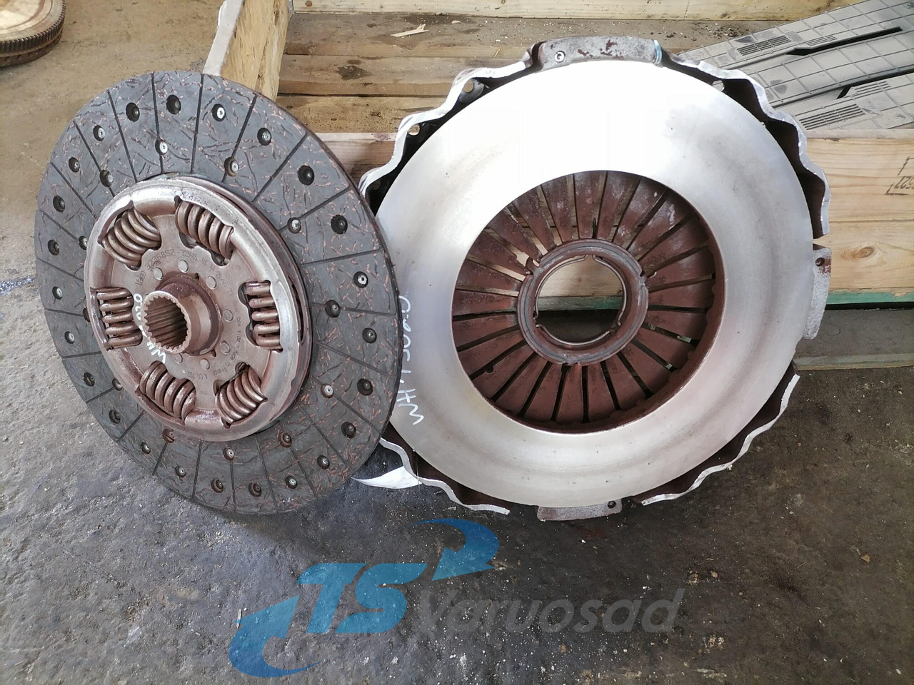 Scania Clutch 574977 - Συμπλέκτης και ανταλλακτικά για Φορτηγό: φωτογραφία 2 Scania Clutch 574977 - Συμπλέκτης και ανταλλακτικά για Φορτηγό: φωτογραφία 2