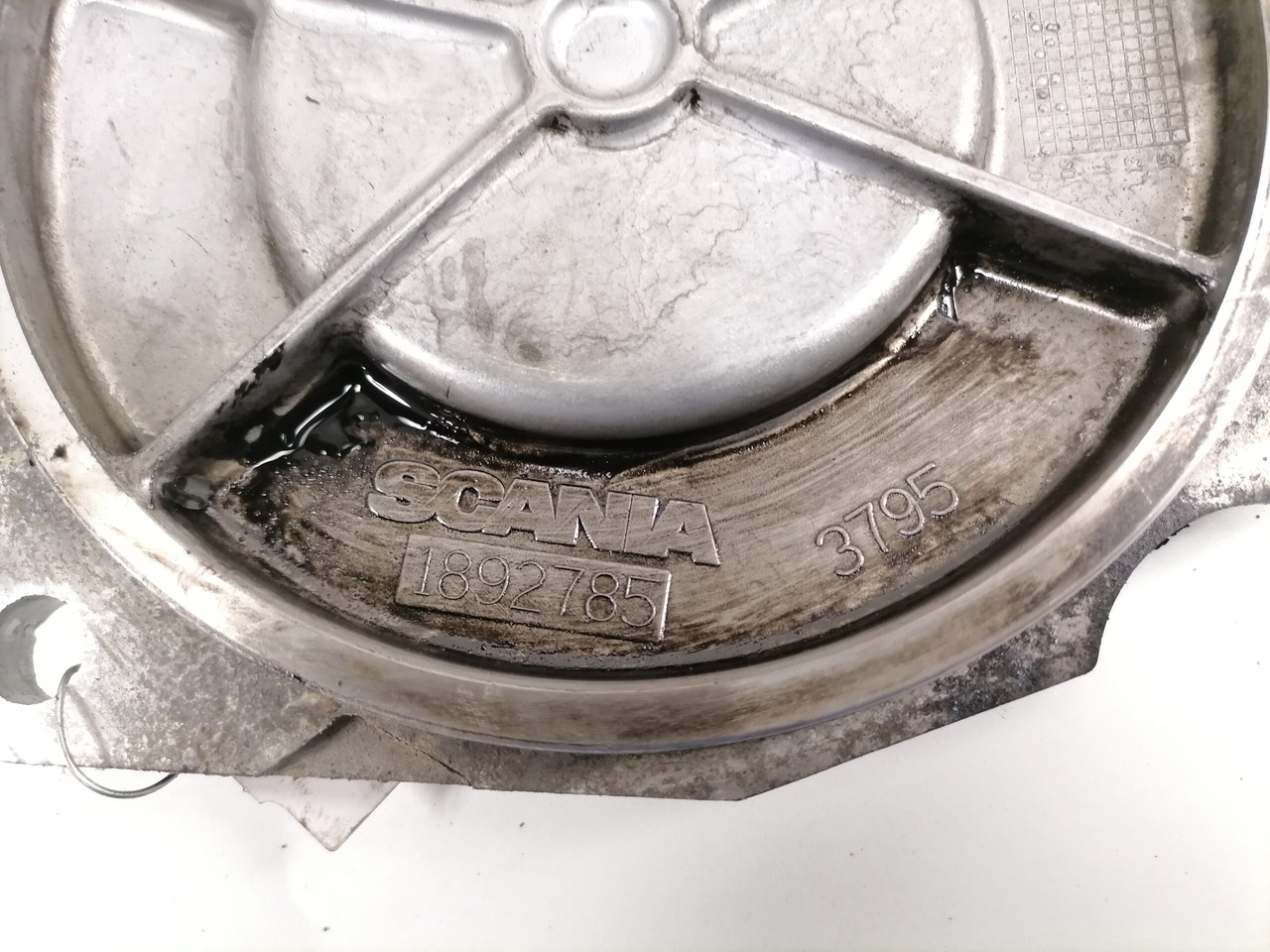 Scania Engine front cover 1892785 - Κινητήρας και ανταλλακτικά για Φορτηγό: φωτογραφία 3 Scania Engine front cover 1892785 - Κινητήρας και ανταλλακτικά για Φορτηγό: φωτογραφία 3