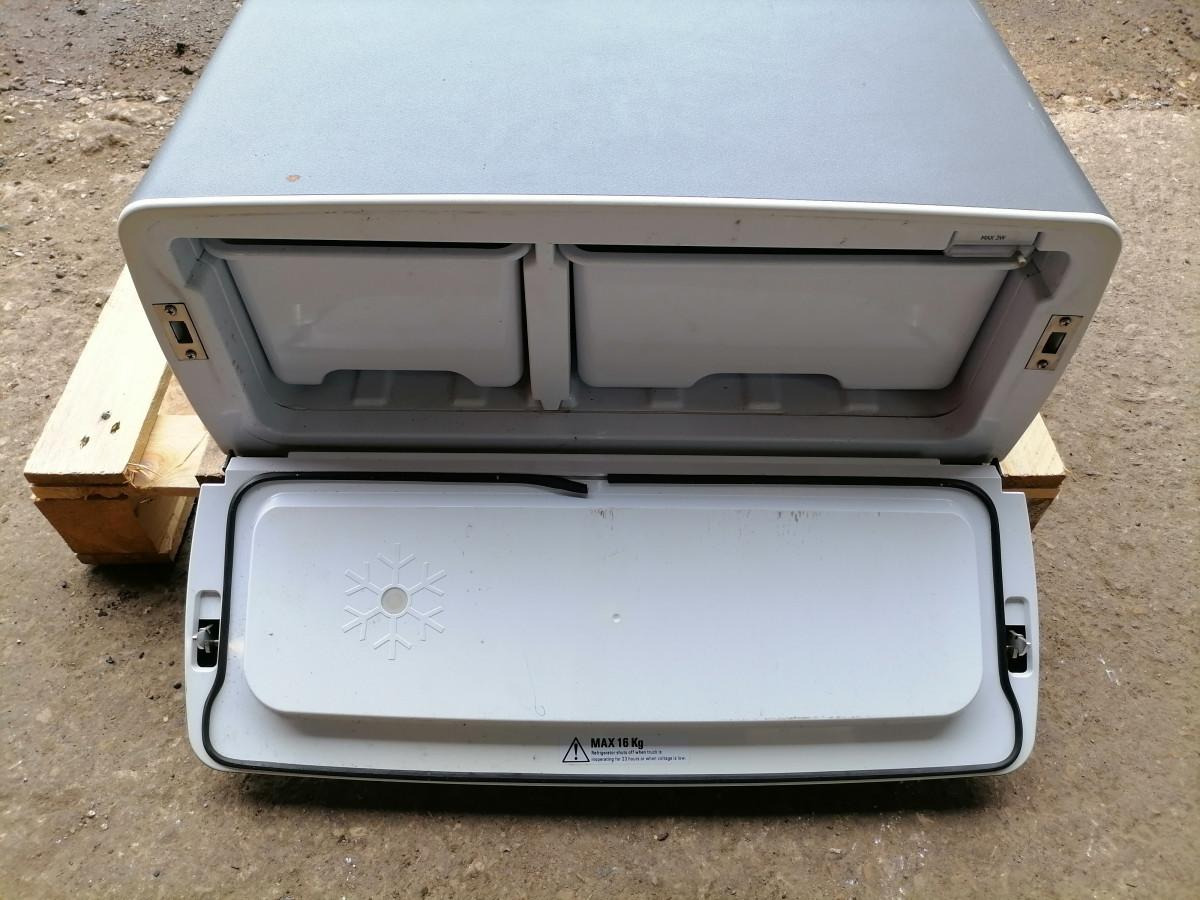 Scania Refigerator 1891673 - Γενικό ανταλλακτικό για Φορτηγό: φωτογραφία 3 Scania Refigerator 1891673 - Γενικό ανταλλακτικό για Φορτηγό: φωτογραφία 3