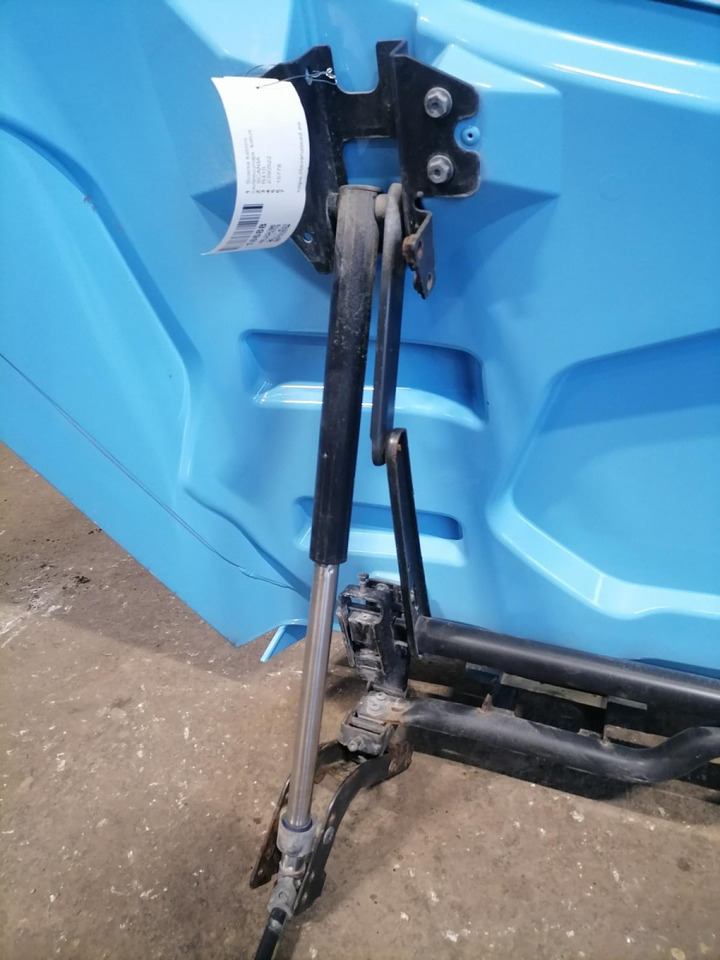 Scania Scania cab wind deflector, roof 2390522 - Αεροδυναμική/ Αεροτομή για Φορτηγό: φωτογραφία 4 Scania Scania cab wind deflector, roof 2390522 - Αεροδυναμική/ Αεροτομή για Φορτηγό: φωτογραφία 4