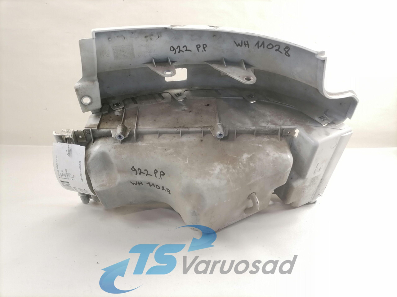 Scania Scania esitule korpus, parem 1438564 - Φωτισμός για Φορτηγό: φωτογραφία 3 Scania Scania esitule korpus, parem 1438564 - Φωτισμός για Φορτηγό: φωτογραφία 3