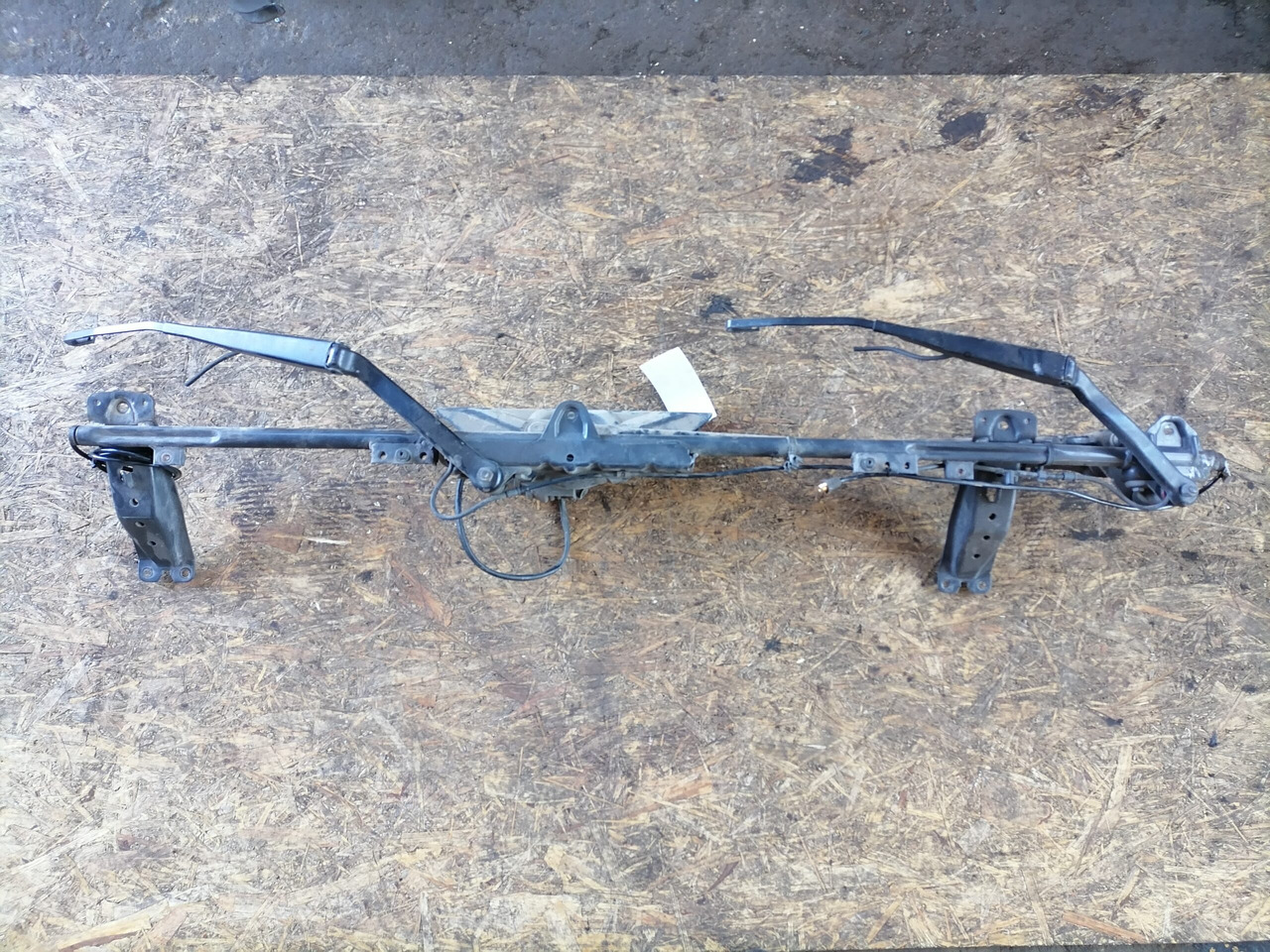 Scania Wiper frame 1765183 - Υαλοκαθαριστήρας για Φορτηγό: φωτογραφία 4 Scania Wiper frame 1765183 - Υαλοκαθαριστήρας για Φορτηγό: φωτογραφία 4