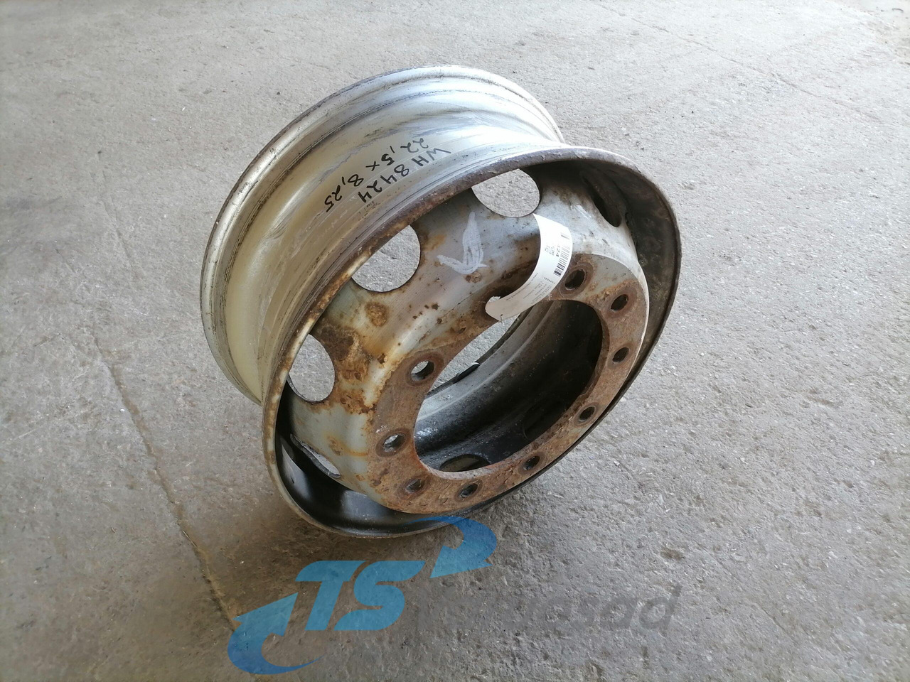 Universaalne Velg 22.5x8.25 225x825 - Ελαστικά και ζάντες για Φορτηγό: φωτογραφία 1 Universaalne Velg 22.5x8.25 225x825 - Ελαστικά και ζάντες για Φορτηγό: φωτογραφία 1
