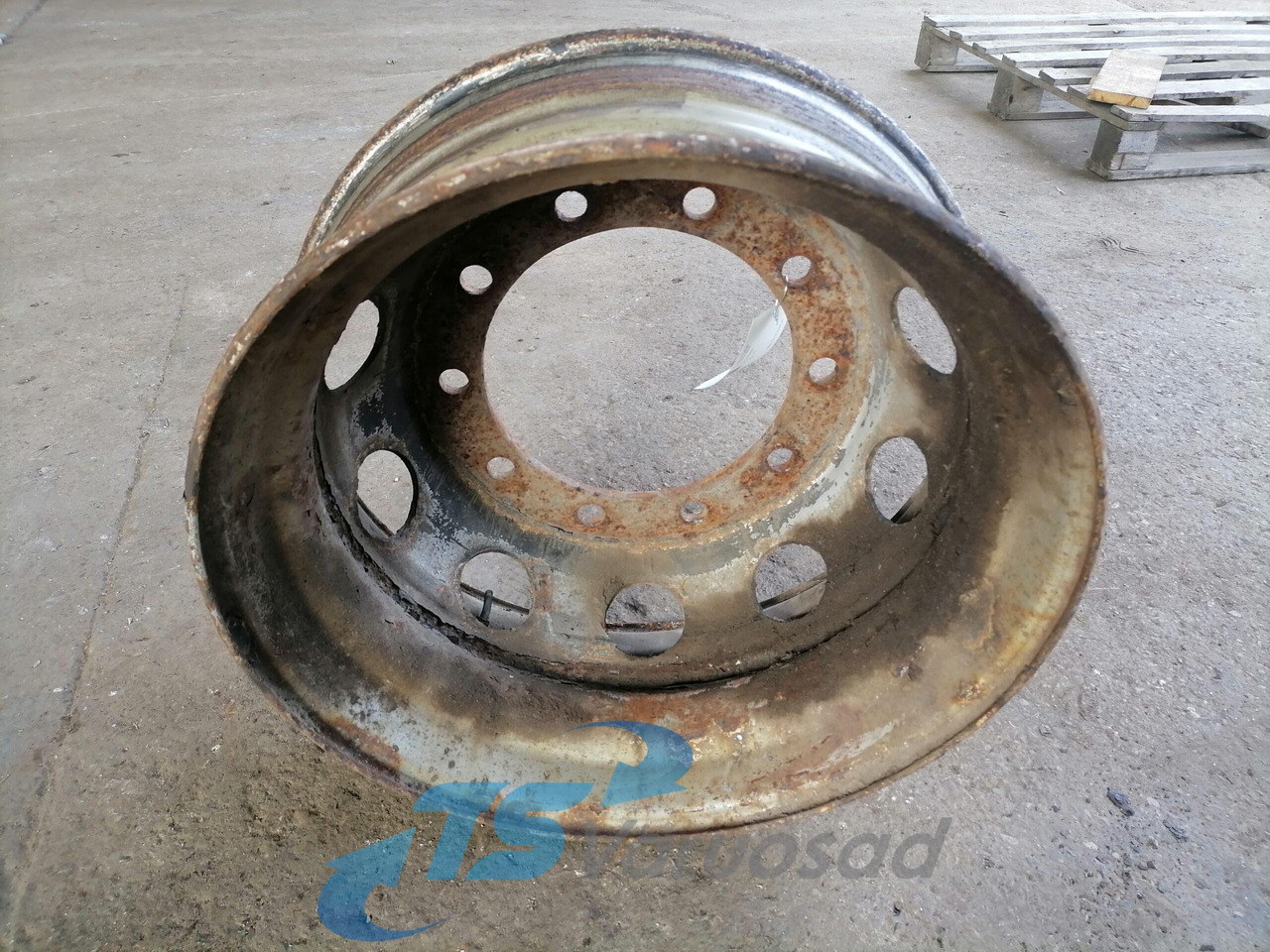 Universaalne Velg 22.5x8.25 225x825 - Ελαστικά και ζάντες για Φορτηγό: φωτογραφία 4 Universaalne Velg 22.5x8.25 225x825 - Ελαστικά και ζάντες για Φορτηγό: φωτογραφία 4