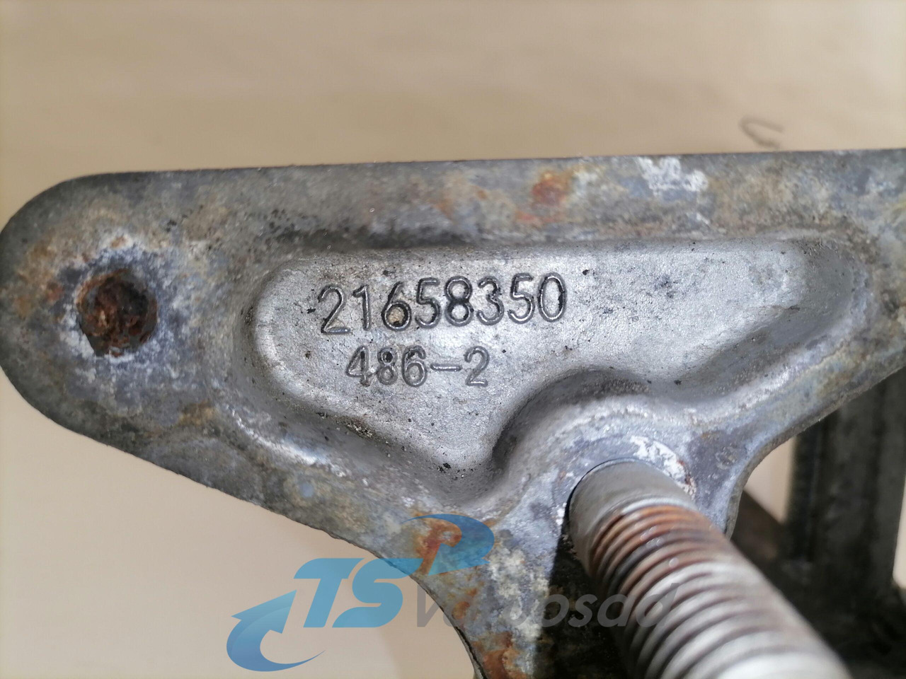 Volvo Bracket 21658350 - Πλαίσιο/ Σασί για Φορτηγό: φωτογραφία 3 Volvo Bracket 21658350 - Πλαίσιο/ Σασί για Φορτηγό: φωτογραφία 3
