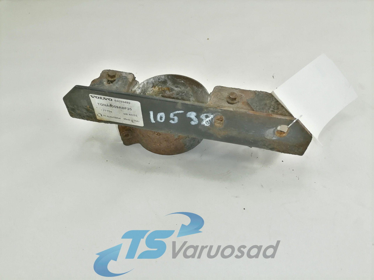 Volvo Bracket 84033492 - Πλαίσιο/ Σασί για Φορτηγό: φωτογραφία 1 Volvo Bracket 84033492 - Πλαίσιο/ Σασί για Φορτηγό: φωτογραφία 1