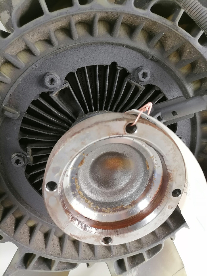 Volvo Cooling fan 20805997 - Ανεμιστήρας για Φορτηγό: φωτογραφία 4 Volvo Cooling fan 20805997 - Ανεμιστήρας για Φορτηγό: φωτογραφία 4