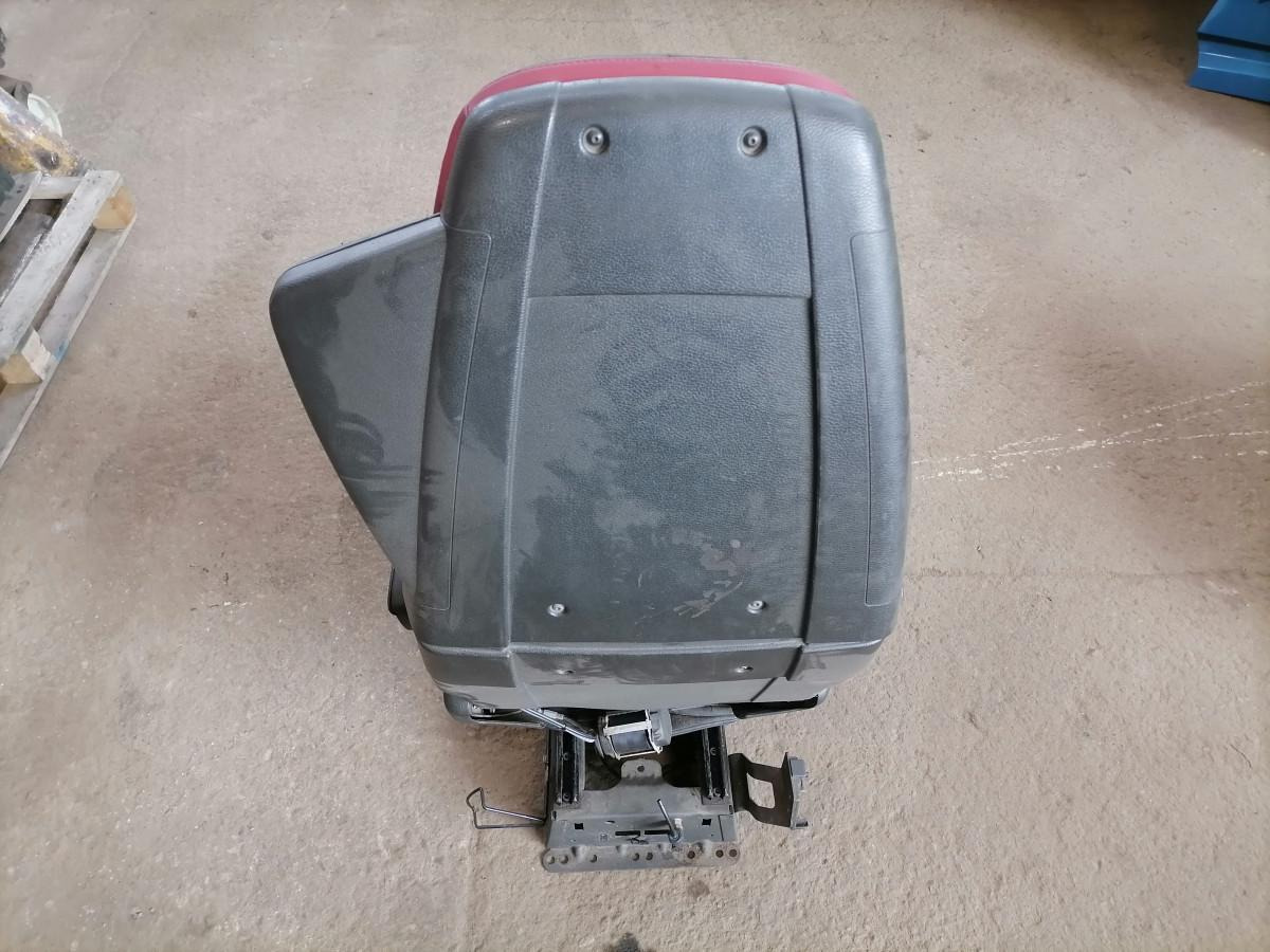 Volvo Driver seat 22039408 - Kάθισμα για Φορτηγό: φωτογραφία 4 Volvo Driver seat 22039408 - Kάθισμα για Φορτηγό: φωτογραφία 4