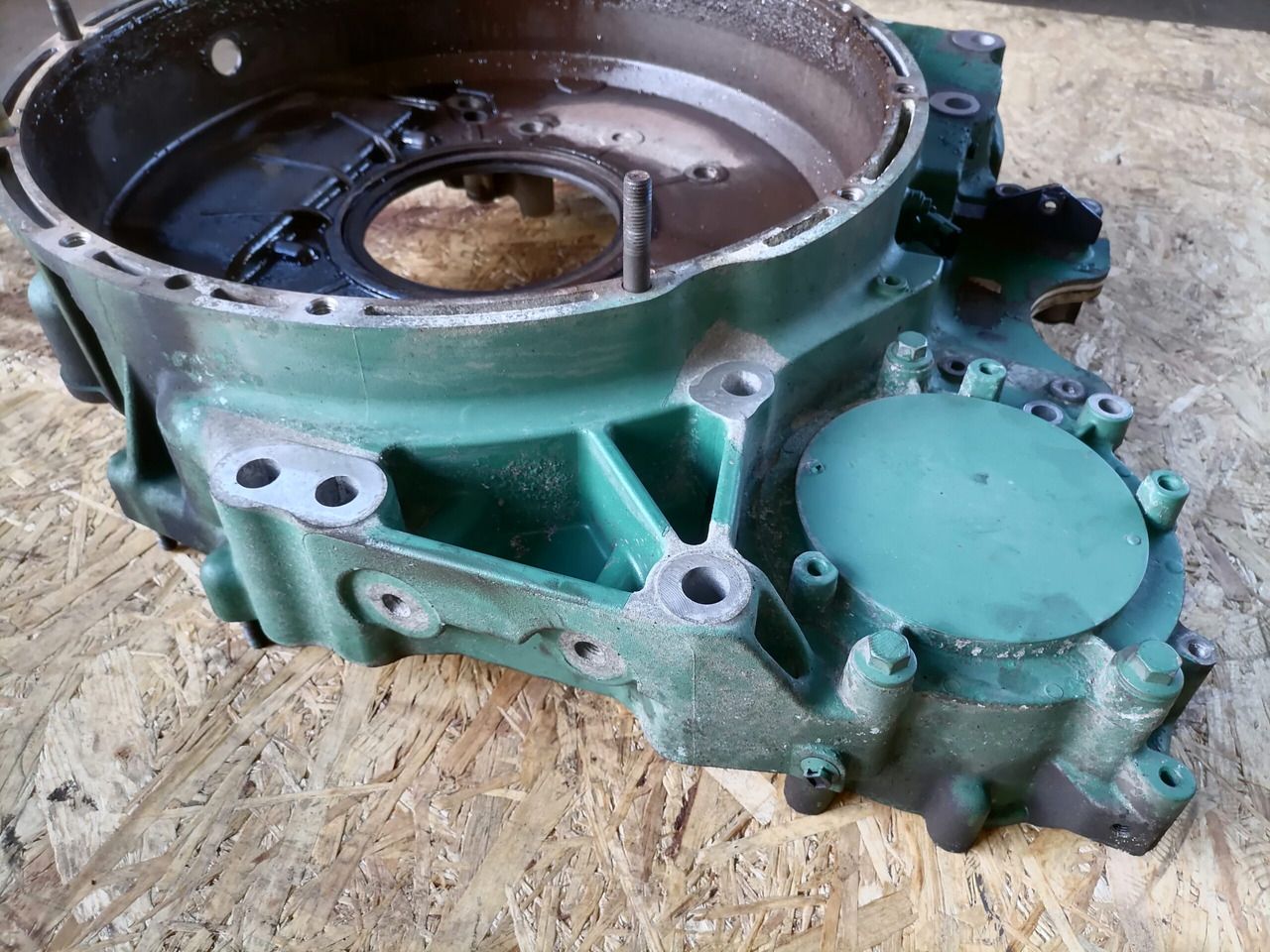 Volvo Flywheel housing 21769015 - Σφόνδυλος για Φορτηγό: φωτογραφία 4 Volvo Flywheel housing 21769015 - Σφόνδυλος για Φορτηγό: φωτογραφία 4
