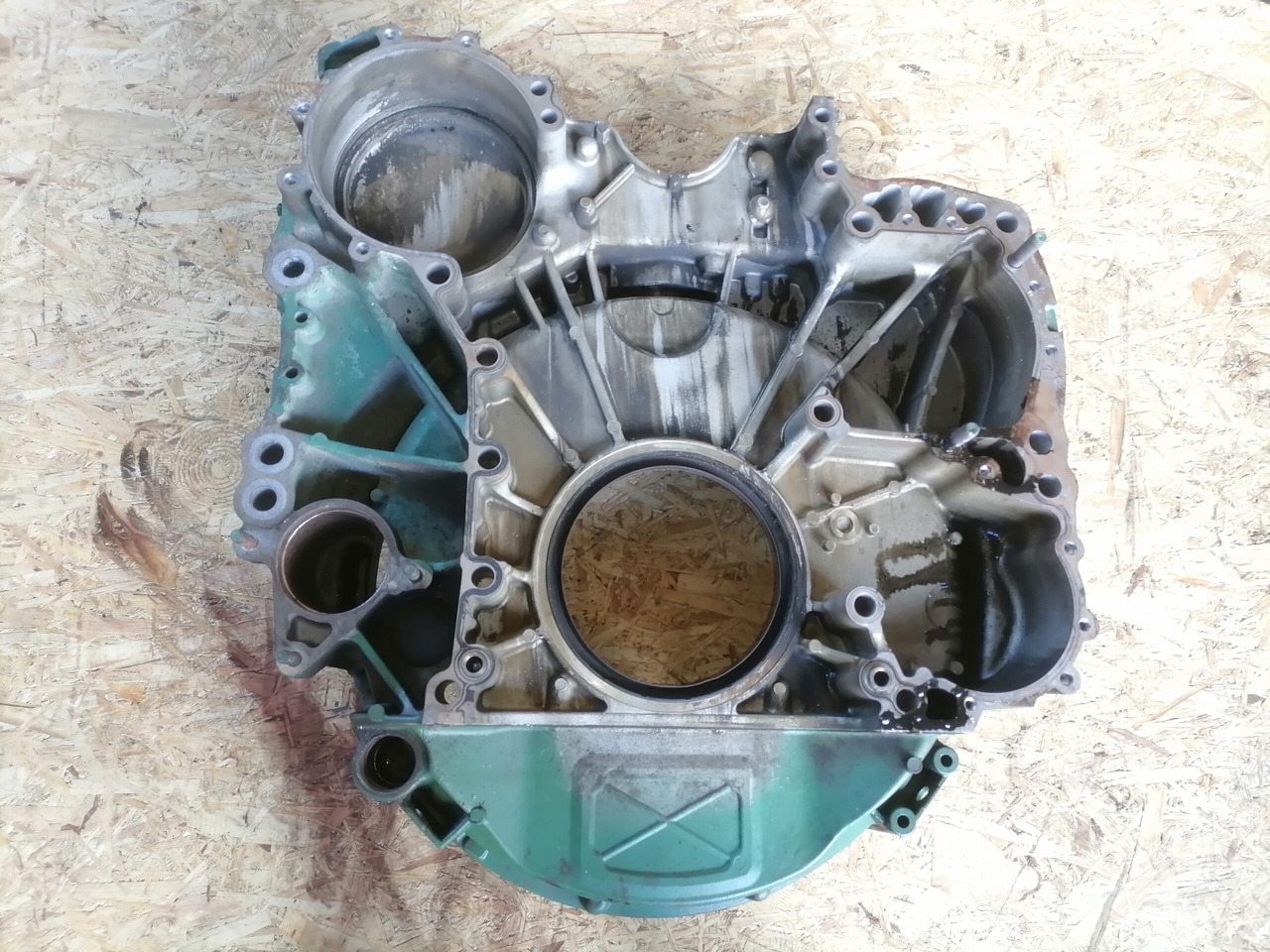 Volvo Flywheel housing 21769015 - Σφόνδυλος για Φορτηγό: φωτογραφία 3 Volvo Flywheel housing 21769015 - Σφόνδυλος για Φορτηγό: φωτογραφία 3