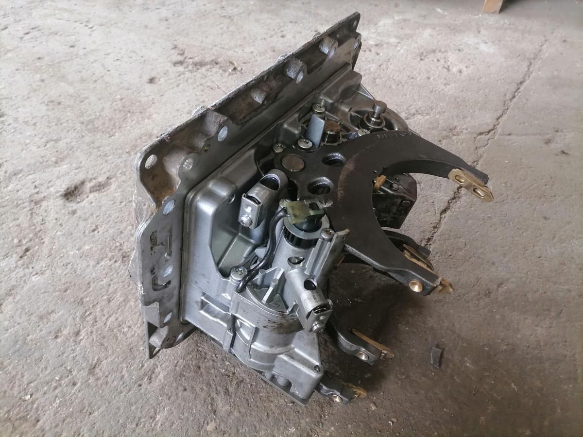 Volvo Gear control 4213674206 - Κιβώτιο ταχυτήτων και ανταλλακτικά για Φορτηγό: φωτογραφία 4 Volvo Gear control 4213674206 - Κιβώτιο ταχυτήτων και ανταλλακτικά για Φορτηγό: φωτογραφία 4