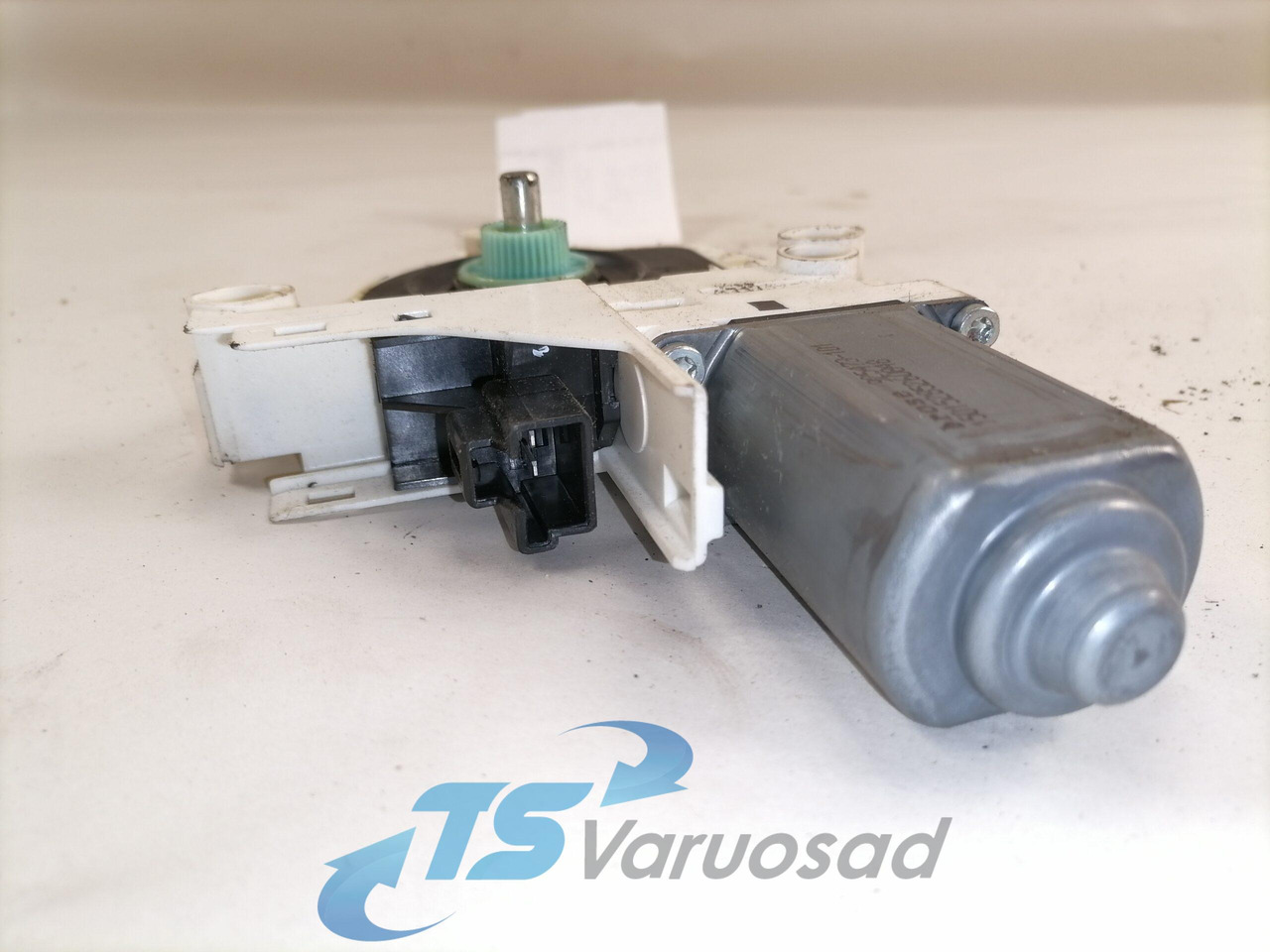 Volvo Glass lift 82907373 - Παράθυρο και ανταλλακτικά για Φορτηγό: φωτογραφία 2 Volvo Glass lift 82907373 - Παράθυρο και ανταλλακτικά για Φορτηγό: φωτογραφία 2