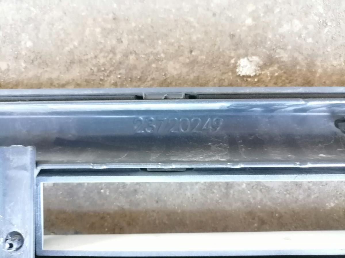 Volvo Grille panel 23720249 - Μάσκα ψυγείου για Φορτηγό: φωτογραφία 2 Volvo Grille panel 23720249 - Μάσκα ψυγείου για Φορτηγό: φωτογραφία 2