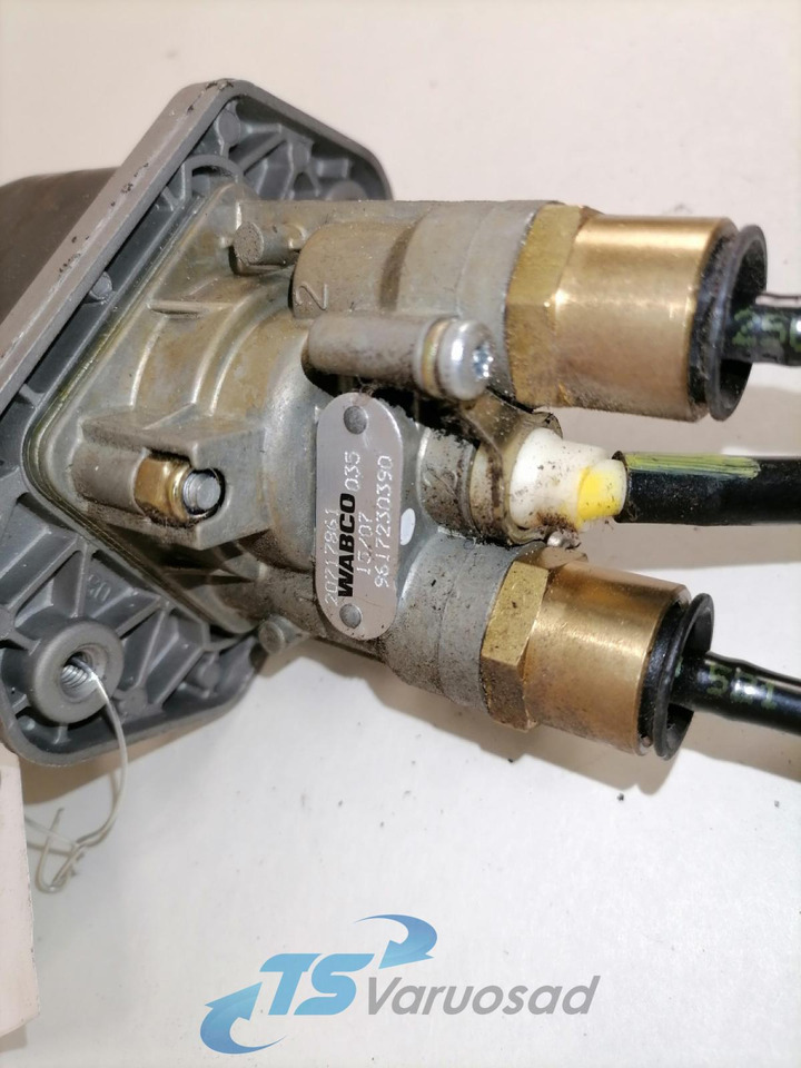 Volvo Handbrake control lever 20717861 - Γενικό ανταλλακτικό για Φορτηγό: φωτογραφία 3 Volvo Handbrake control lever 20717861 - Γενικό ανταλλακτικό για Φορτηγό: φωτογραφία 3