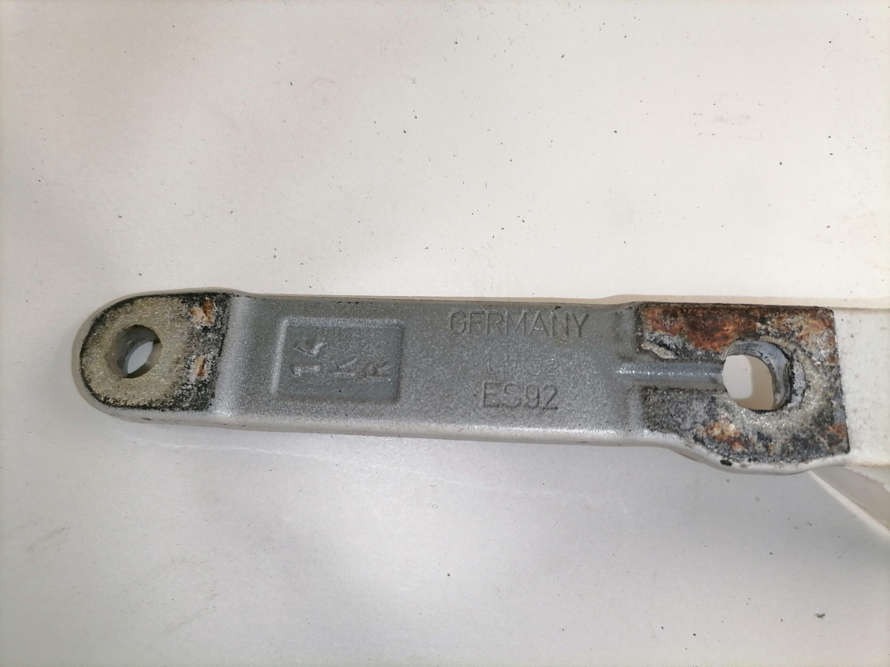 Volvo Iluvõre kandurhing 82320177 - Μάσκα ψυγείου για Φορτηγό: φωτογραφία 3 Volvo Iluvõre kandurhing 82320177 - Μάσκα ψυγείου για Φορτηγό: φωτογραφία 3