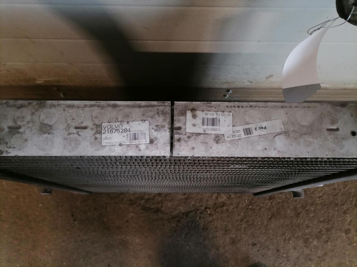 Volvo Intercooler radiator 21675284 - Ενδιάμεσος ψύκτης για Φορτηγό: φωτογραφία 3 Volvo Intercooler radiator 21675284 - Ενδιάμεσος ψύκτης για Φορτηγό: φωτογραφία 3