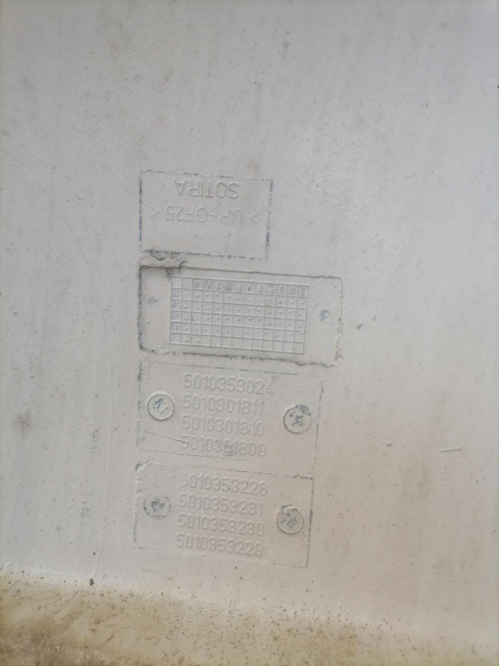 Volvo Kabiini tuulesuunaja, katus 25592374 - Αεροδυναμική/ Αεροτομή για Φορτηγό: φωτογραφία 5 Volvo Kabiini tuulesuunaja, katus 25592374 - Αεροδυναμική/ Αεροτομή για Φορτηγό: φωτογραφία 5