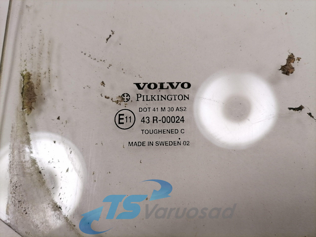 Volvo Küljeklaas, parem 8140913 - Παράθυρο και ανταλλακτικά για Φορτηγό: φωτογραφία 3 Volvo Küljeklaas, parem 8140913 - Παράθυρο και ανταλλακτικά για Φορτηγό: φωτογραφία 3