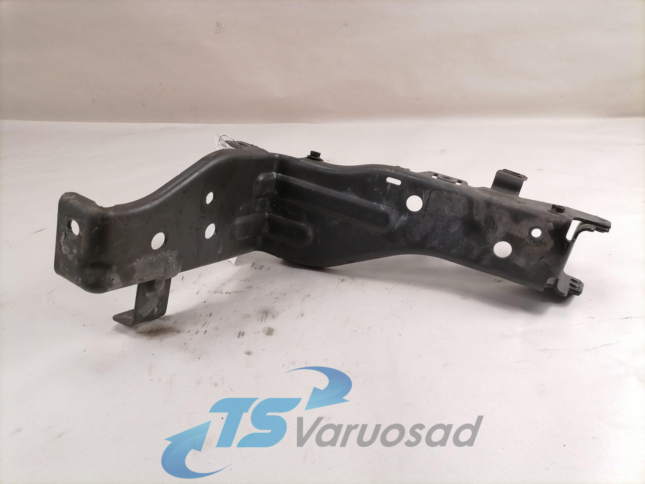 Volvo Light bracket 82285617 - Φωτισμός για Φορτηγό: φωτογραφία 1 Volvo Light bracket 82285617 - Φωτισμός για Φορτηγό: φωτογραφία 1